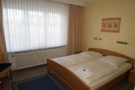 Fotos der Zimmer im Hotel Nord Stuv in Cuxhaven
